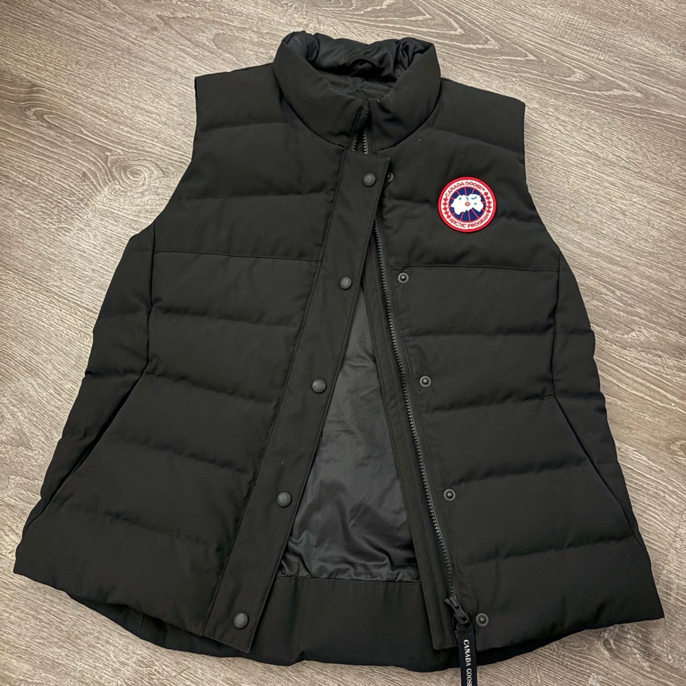 Canada Goose Black Quilted Vest